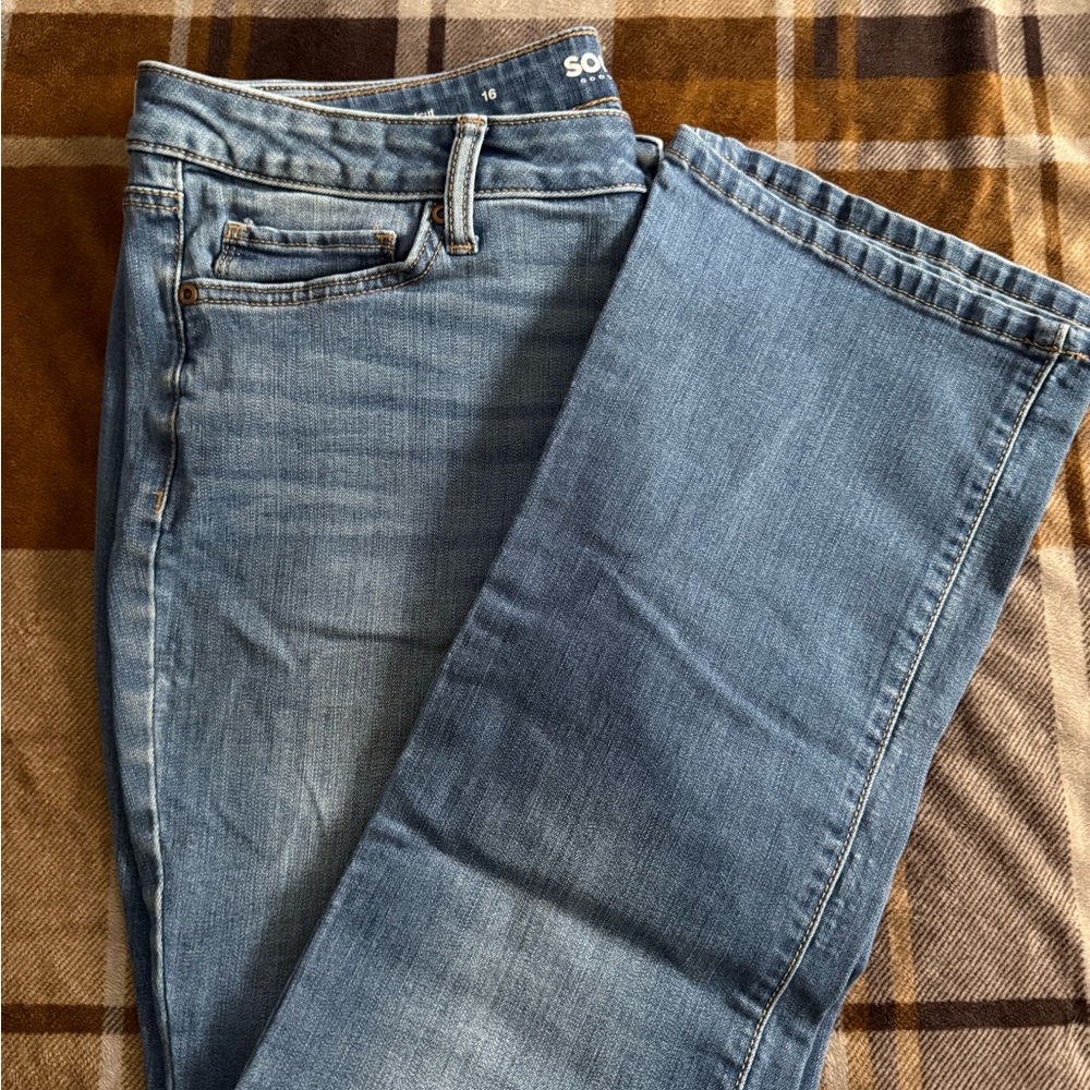 Sonoma women’s boot cut jeans size 16